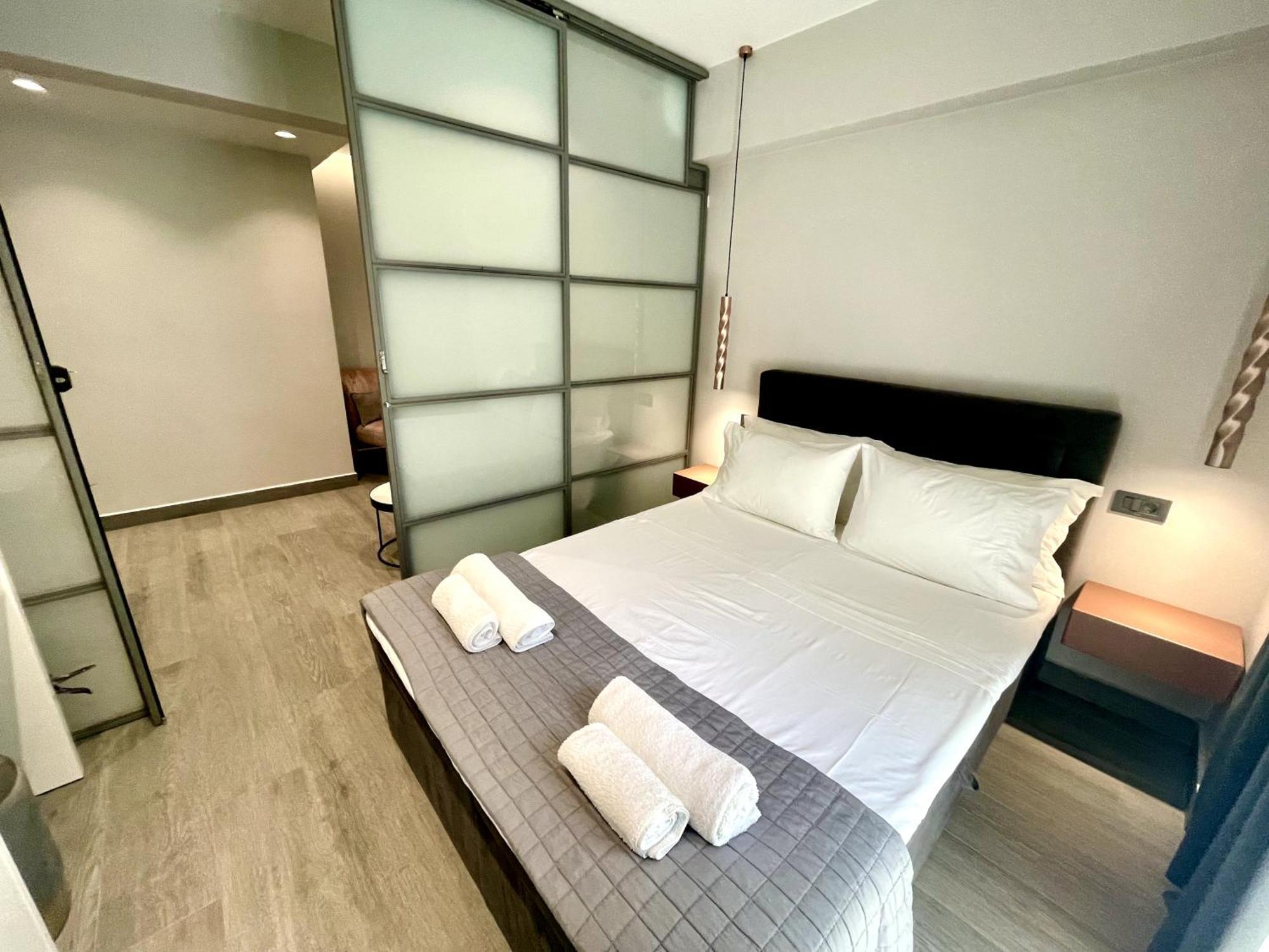 Aelia Urban * Heraklion (Crete)